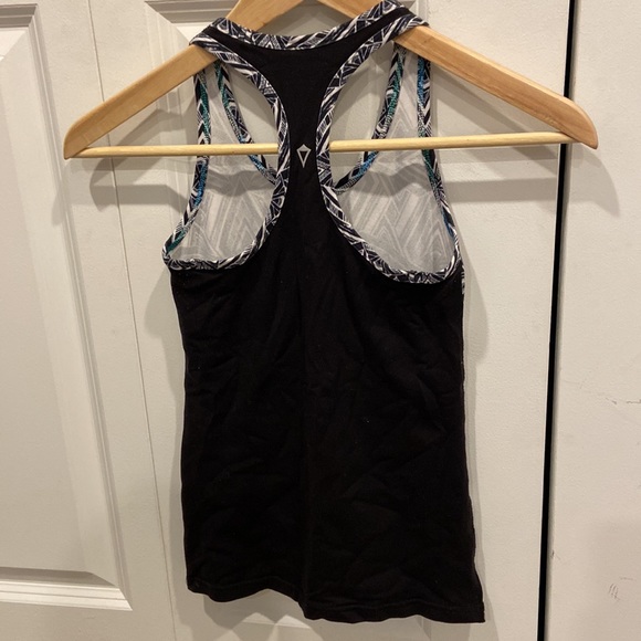 Ivivva Black & White Triangle Patterned Racerback Tank Top - Picture 4 of 5